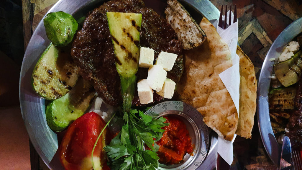 Pljeskavica, traditional Bosnian food