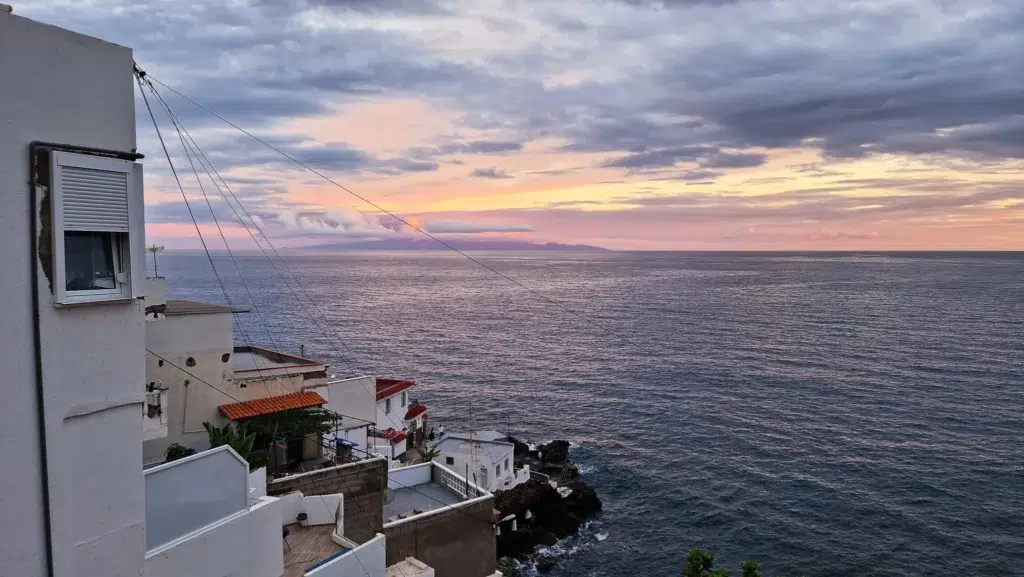 Tenerife, Boca Cangrejo Sunset over the ocean in Tenerife