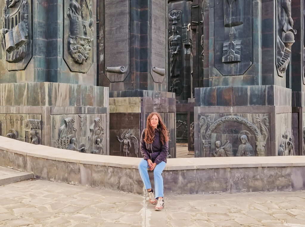 Roxana Travel With New Eyes