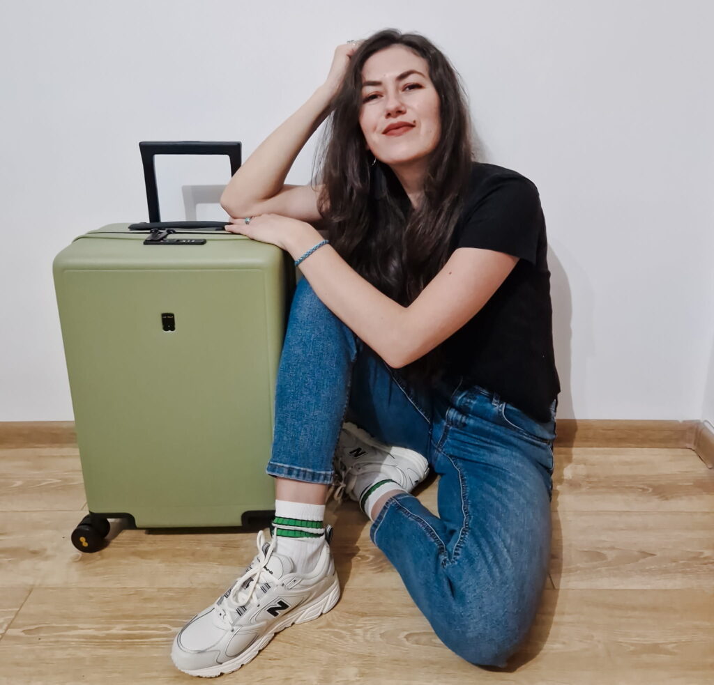 Roxana & Level8 Suitcase