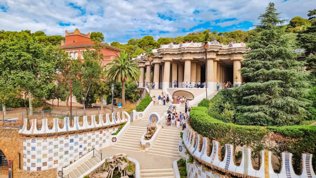 Park Güell, monumental stairway Park Güell, view of the monumental stairway from Casa del Guarda