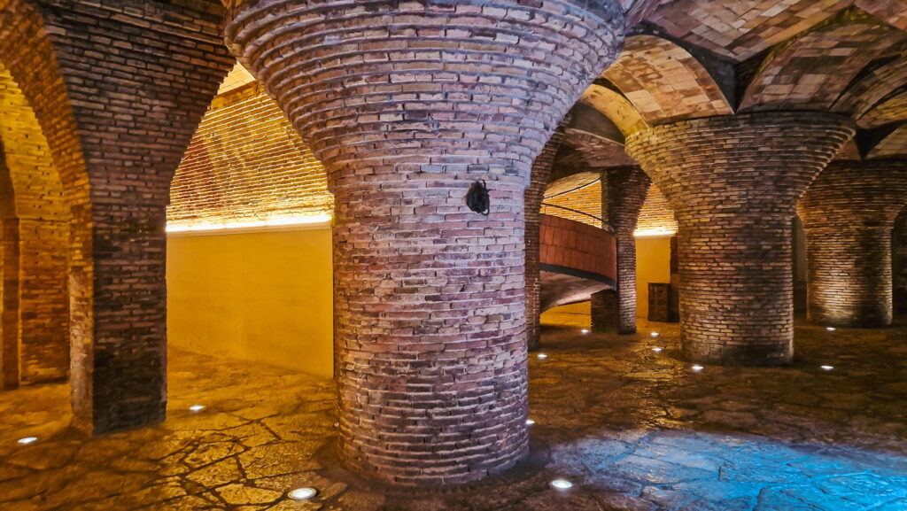 Palau Güell, horse stables Round columns in underground floor at Palau Güell