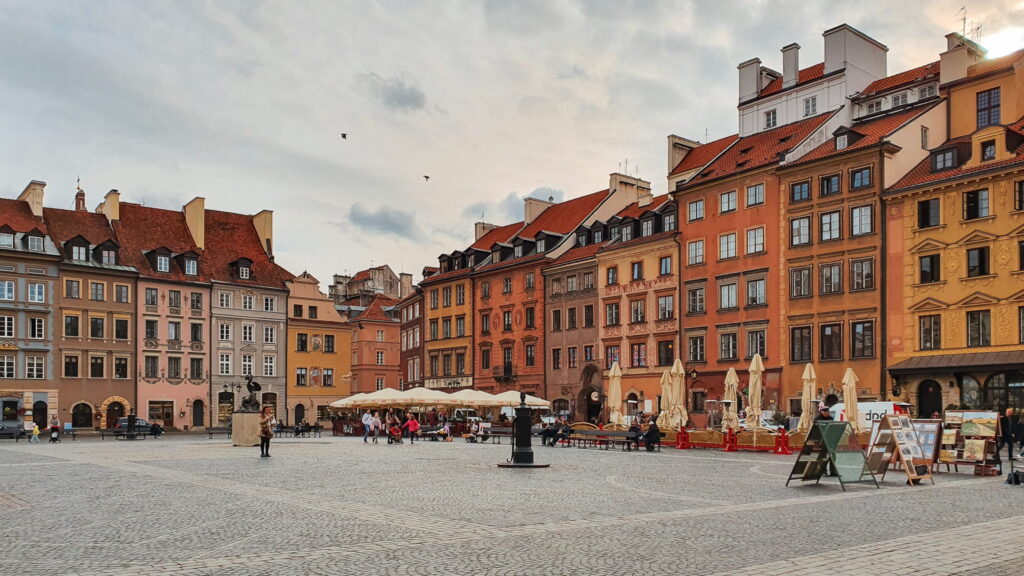 Warsaw Old Town Warsaw Old Town buildings surrounding a large square